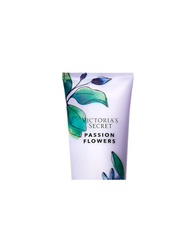 Victoria's Secret Passion Flowers Lotion 236ml - TheBeautyCool